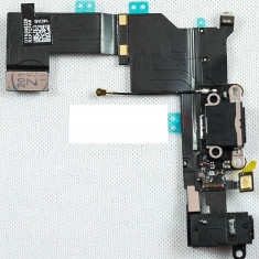 Banda cu conector incarcare iPhone 5S black originala
