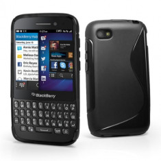 Husa BlackBerry Q5 Silicon Gel Tpu S-Line Neagra foto