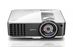 BenQ Videoproiector educational MX806ST foto