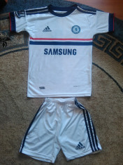 ECHIPAMENT FOTBAL COPII, marimea 152 (12-13 ani), tricou + sort CHELSEA (Hazard) foto