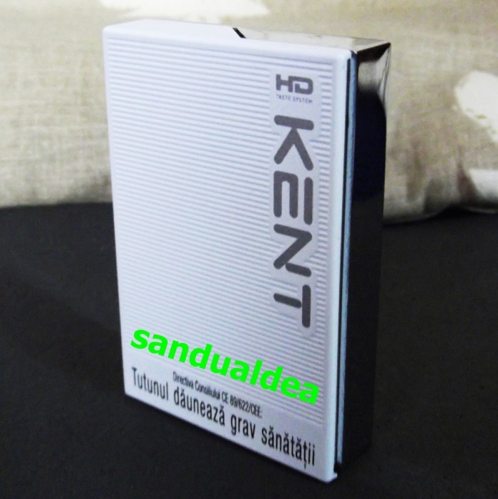 BRICHETA KENT HD METALICA OGLINDA -flacara antivint si glisare - ABSOLUT NOUA ! foto mare BRICHETA KENT HD METALICA OGLINDA -flacara antivint si glisare - ABSOLUT NOUA ! foto mare