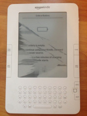 Amazon kindle 2 e-ink keyboard d00701 display defect foto