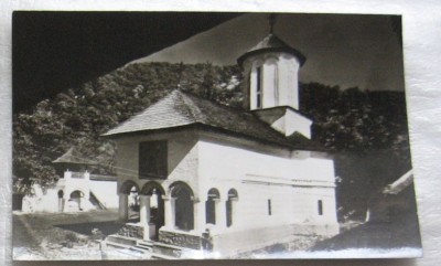 CPI (B6033) CARTE POSTALA - BISERICA MANASTIRII POLOVRACI foto