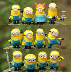 Set 12 figurine MINIONS foto