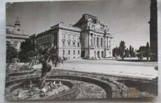 CPI (B6046) CARTE POSTALA - ORADEA - PIATA VICTORIEI, 1965
