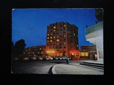 SEPT15-Vedere/Carte postala-Roman-Hotel Roman-vedere nocturna-circulata