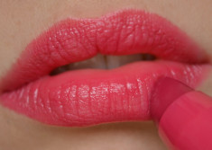 RUJ ASTOR SOFT SENSATION LIPCOLOR BUTTER COLOR UNGUILTY PLASURE foto