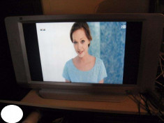 Televizor LCD Funai 82 cm Ieftin foto