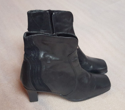 Ghete dama din piele -sh - marime size 37 foto