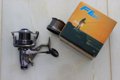 Mulineta FL ( Fishing Line ) KS80 ( KS 80 ) 8+1 ( 9) rulmenti cu Baitrunner foto