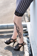 F127 Ciorapi trei sferturi cu tatuaj foto