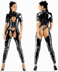 YY9 Salopeta sexi lunga din latex foto