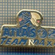 944 NEW INSIGNA - AUTOMOBILISTICA - ATLAS 92 TEAM RD 4X4 -starea care se vede