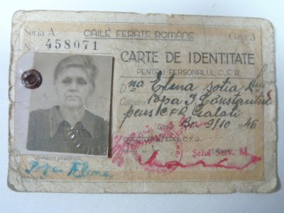 CFR - CARTE DE IDENTITATE - PENTRU PERSONALUL CFR - ANUL 1946 foto