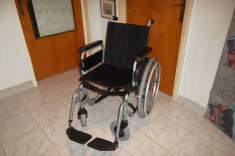 Scaun cu rotile, carut invalizi, handicap foto