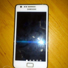 Vand Samsung s2 plus ( white , 8 gb ) cu casti originale , incarcator si husa foto