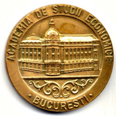 MEDALIE ACADEMIA DE STUDII ECONOMICE BUCURESTI FAC DE COMERT SI COOPERATIE 1980