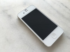 iPhone 4 16GB White stare impecabila , NEVERLOCKED , full - 399 RON ! Okazie foto