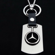 Breloc nou argintiu detaliu piele eco pentru Mercedes + ambalaj cadou