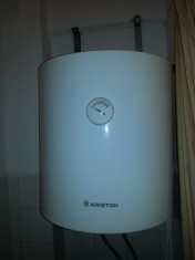 boiler ariston foto