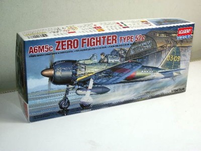 Macheta avion A6M5c Zero Fighter Type 52c Model Kit by ACADEMY (Original!!!) foto