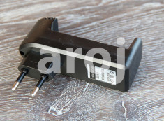 Incarcator / Charger pentru acumulatori TIP - 18650 3,7 V foto