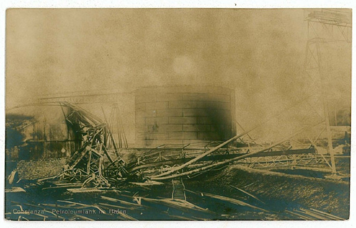 2097 - CONSTANTA, Oil tanks destroyed - old postcard, real PHOTO - unused