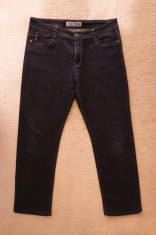 Blugi C-IN-C Jeans; marime 33 (40): 91 cm talie, 101 cm lung.;impecabili,ca noi foto