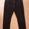 Blugi C-IN-C Jeans; marime 33 (40): 91 cm talie, 101 cm lung.;impecabili,ca noi