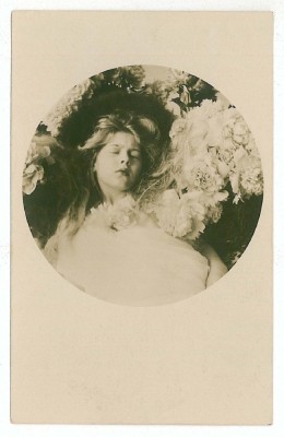 745 - Princess ELISABETH, Regale Royalty - old postcard, real PHOTO - unused foto