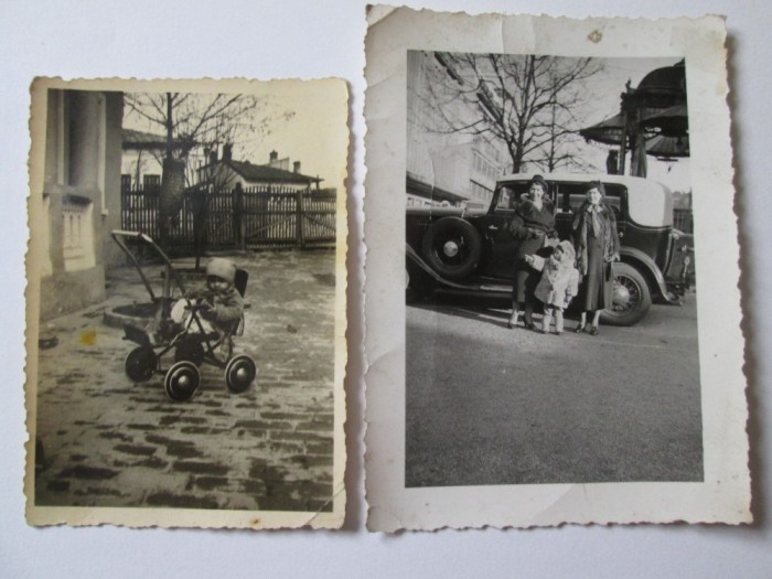 2 FOTOGRAFII COLECTIE CU AUTOTURISM SI CARUCIOR DIN ANII 30