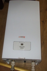 Centrala termica electrica Protherm Ray 12K si boiler Ariston de 100 litri foto