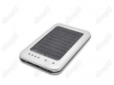 Incarcator solar universal 2600 mAh foto