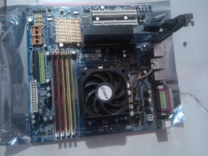 Placa de baza + AMD Athlon 3.0 x2 + 4 GB Ram + AMD Radeon HD 5450 1 GB foto