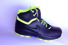 GHETE NIKE ACG ORIGINALE 100% ,NOI IN CUTIE,IMPERMEABILE,F.USOARE ,MARIMEA 40 foto