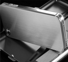 Husa iPhone 4, 4s lux - 100% aluminiu finisat, 0.3 mm grosime, nu piele, SILVER foto