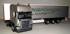 Herpa SCANIA Topline R prelata Trawoger 1:87 foto