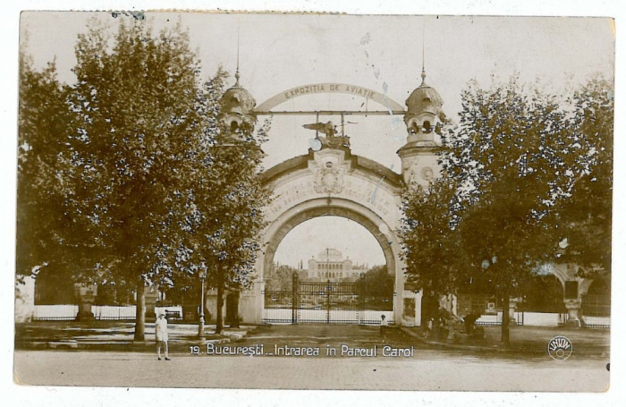 2988 - BUCURESTI, Intrarea in Parcul Carol - old postcard - used - 1928