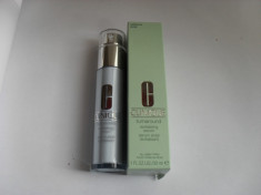 Clinique Turnaround Revitalizing Serum 30ml foto