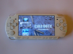 PSP 2004 cu Card 8 Gb, Modat foto