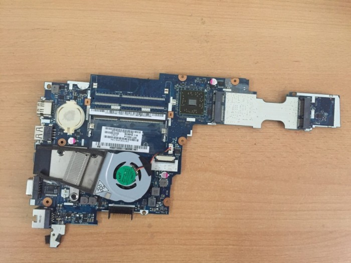 Placa de baza functionala Acer Aspire One 722 A95