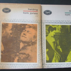 Volum - Carti ( 1084 ) - TOM JONES - 4 volume - Henry Fielding ( A1 )