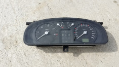 Ceasuri bord Renault Laguna 2 1.9 DCi in km foto