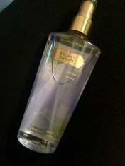 Spray parfum Victoria&amp;#039;s Secret foto