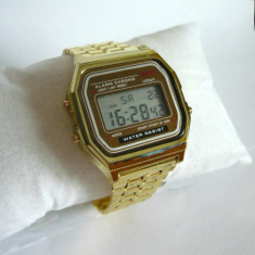 Ceas tip CASIO Retro unisex Gold &amp;amp; Silver cu lumina , alarma si cronometru foto