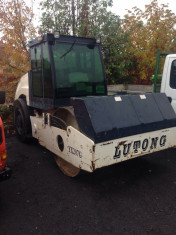 COMPACTOR LUTONG LT207B foto