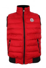 VESTA Moncler. Vesta primavara ? toamna. Captusita. Model NOU foto