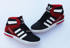 ADIDASI GHEATA ADIDAS HIGH COURT foto