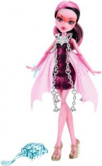 Papusa Monster High Haunted Getting Ghostly Draculaura foto