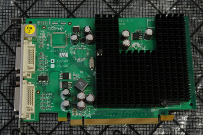 Placa video Pci express Nvidia 7300LE SILENT 128M PCI-E 2*DVI Racire pasiva